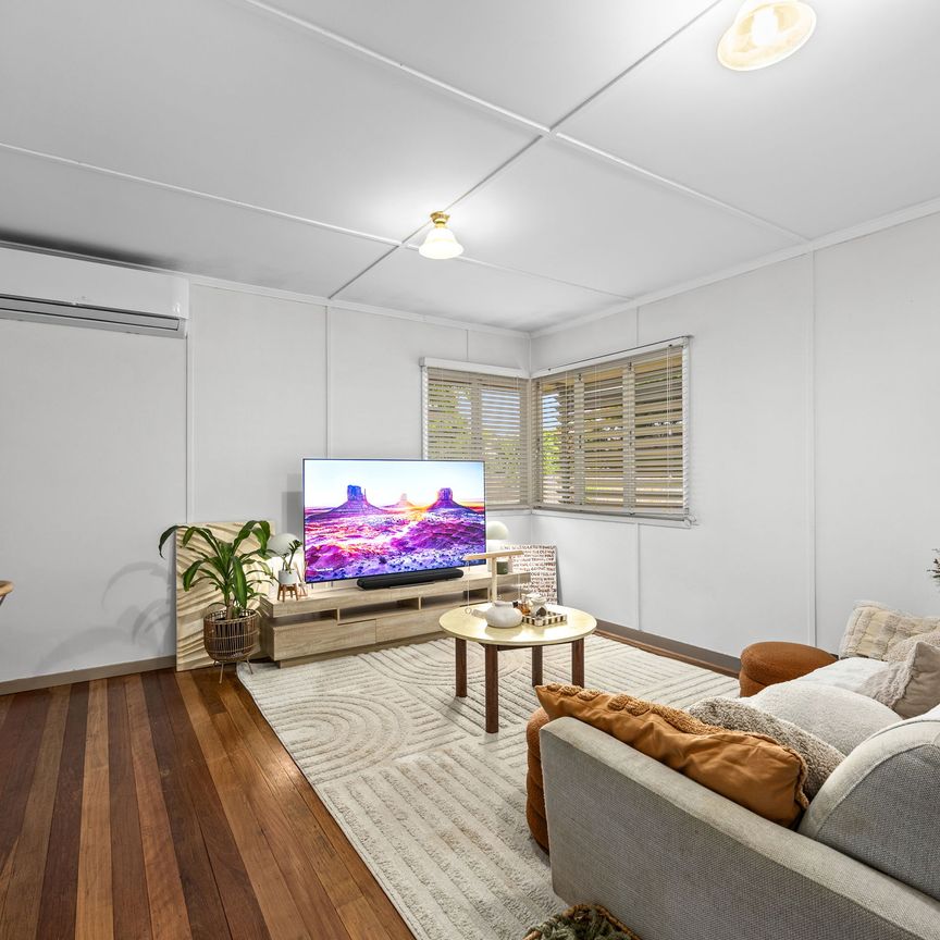 28 Newman Street, Gailes QLD 4300 - House For Rent | Domain - Photo 1