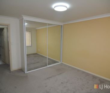 MODERN TOWNHOUSE - Photo 5