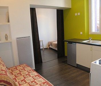 T1 - Photo 1