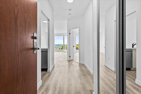 For Lease - 2511 Lakeshore Road Unit# 511, Oakville, Ontario - Photo 2