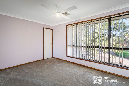 10 Manning Close, 2756, Mcgraths Hill Nsw - Photo 2