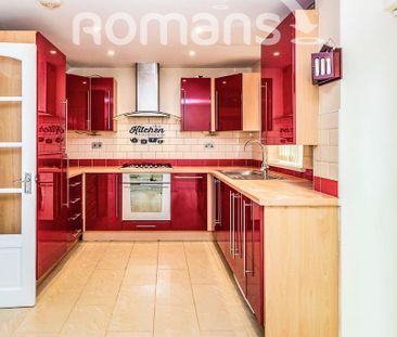 3 bedroom semi-detached house to rent - Photo 5