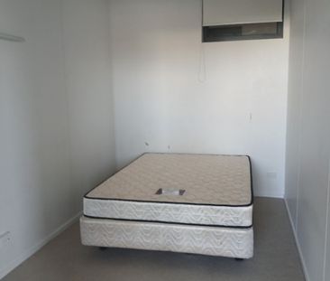 4-Bedroom Apartment for Rent in Manukau CBD - Photo 4