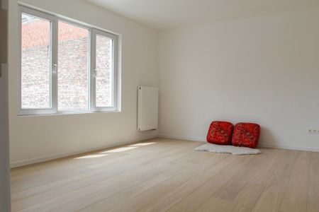 Luxe gelijkvloers duplex appartement met grote buitenruimte Gent Dampoort - Foto 2