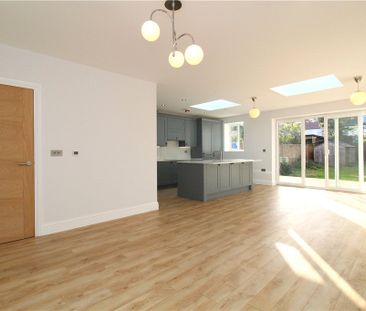 Petworth Road, London, N12 9HE - Photo 6