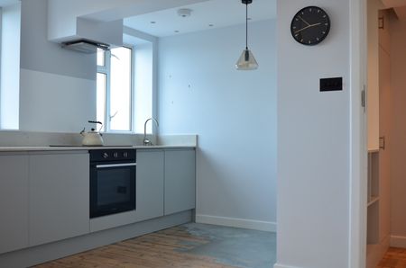 2 Bed Flat, Acre Lane, SW2 - Photo 5