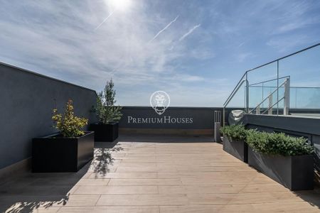 2 room luxury Flat for rent in Badalona, Catalonia - Photo 2