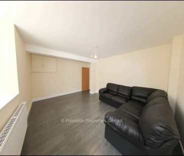 6 Bedroom Student Lets in Leeds - Photo 1