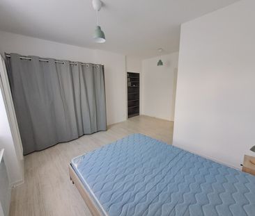 Appartement T2 rénové et meublé - Photo 2