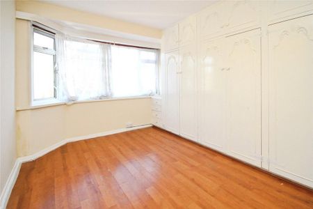 4 bedroom terraced house to rent - Photo 4