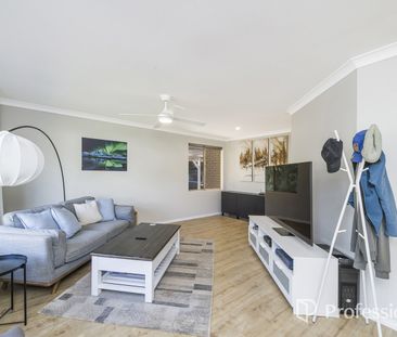 Walk to Local Schools - Spacious 3-Bedroom Coastal Retreat - Photo 2