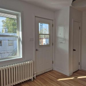 3 1/2 semi meubler - Photo 2