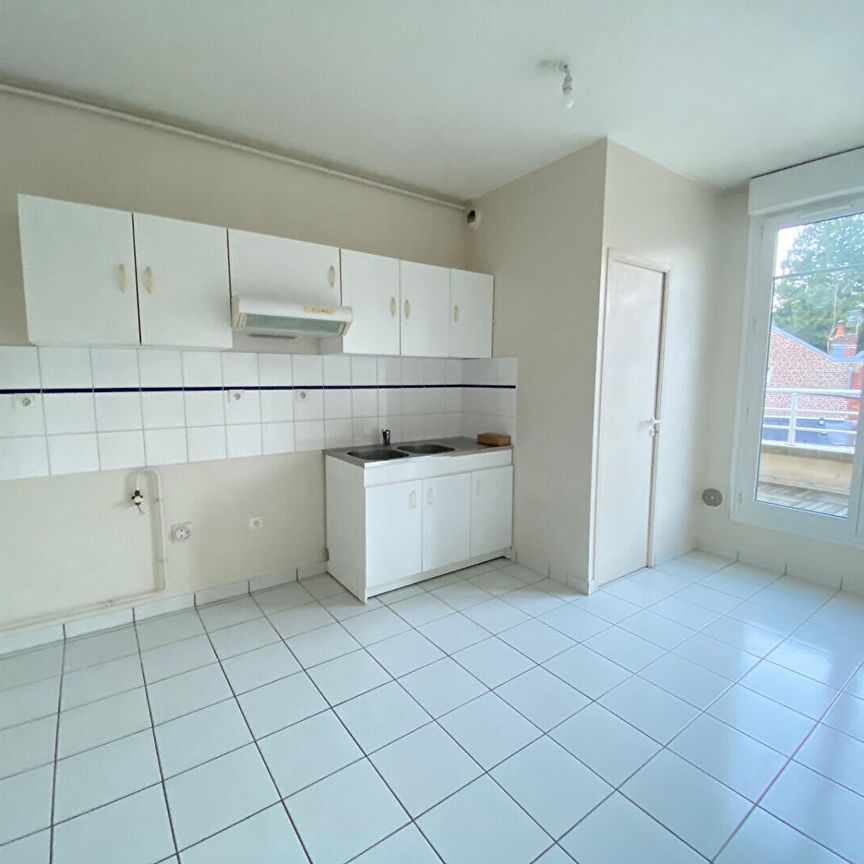 Appartement 3 pièces à louer à Saint-Quentin en centre ville. - Photo 1