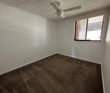 5/150 Surf Parade, Broadbeach, Qld 4218 - Photo 4