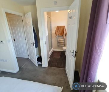 3 bedroom semi-detached house to rent - Photo 3