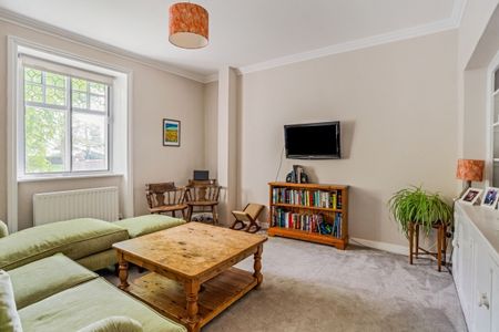 7 bedroom terraced house to rent - Photo 3