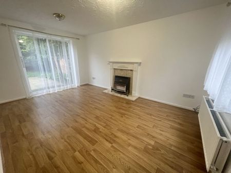 3 Bedroom Detached - Photo 4