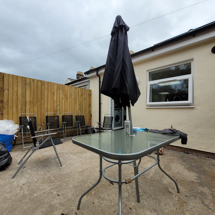 Coburn Street, Cathays - Photo 1