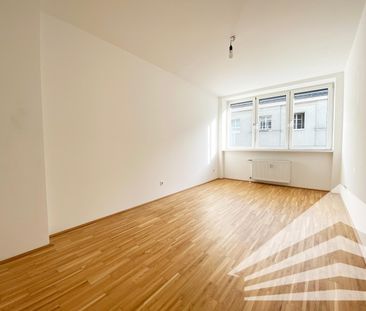 Großzügige 2 Zimmerwohnung mit Küche in der Innenstadt - Nähe Lands... - Photo 2