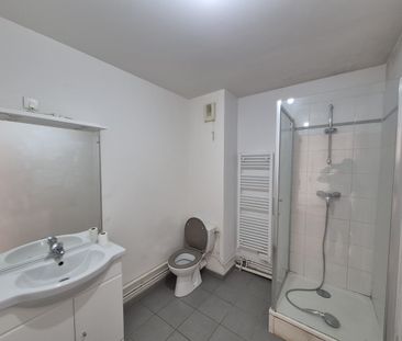 Location Appartement 3 pièces 60m² LESQUIN 59810 - Photo 2