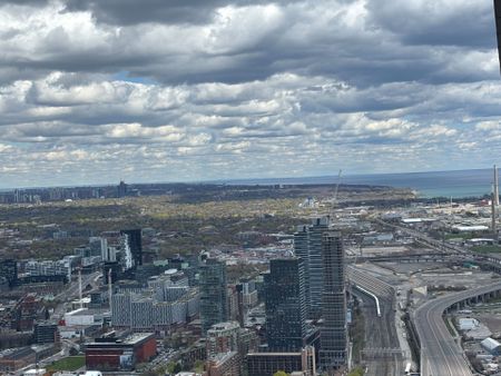 For Lease - 55 Cooper Street Unit# 7202, Toronto, Ontario - Photo 4