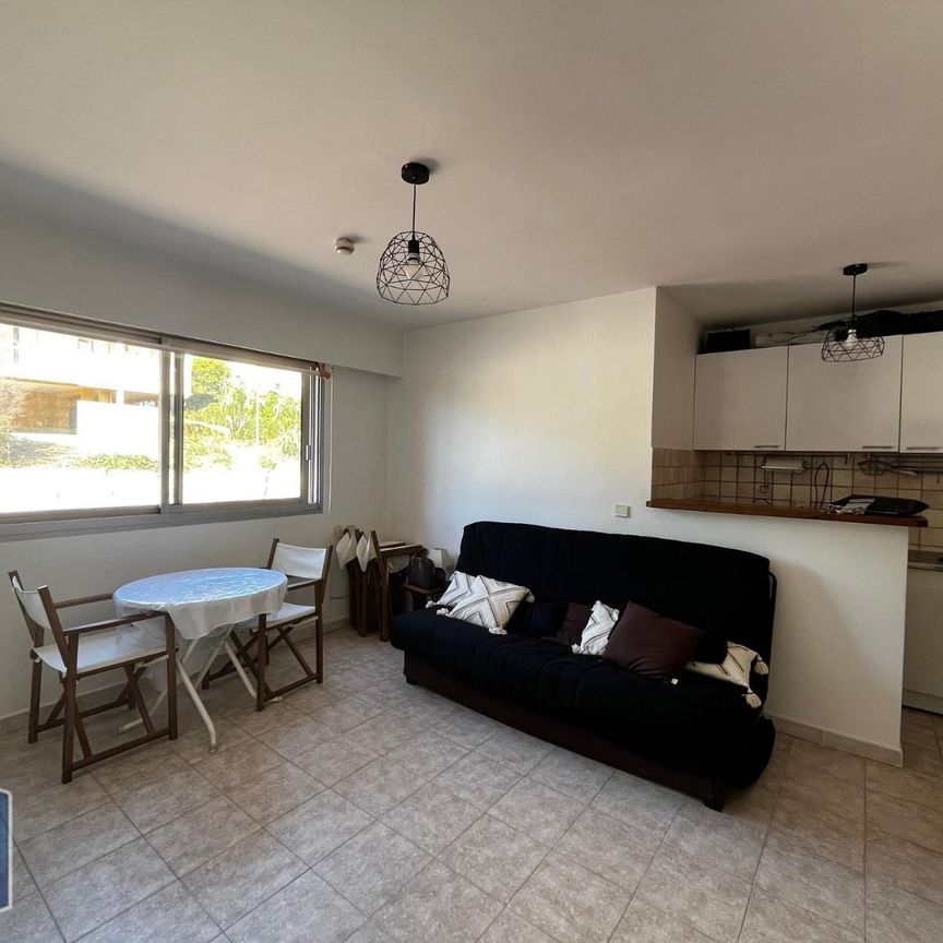 Location Appartement 1 pièce 21m² CANNES 06150 - Photo 1