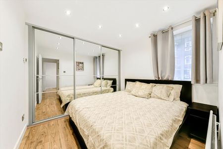 Bright and spacious lateral apartment with access to communal gardens. - Photo 2