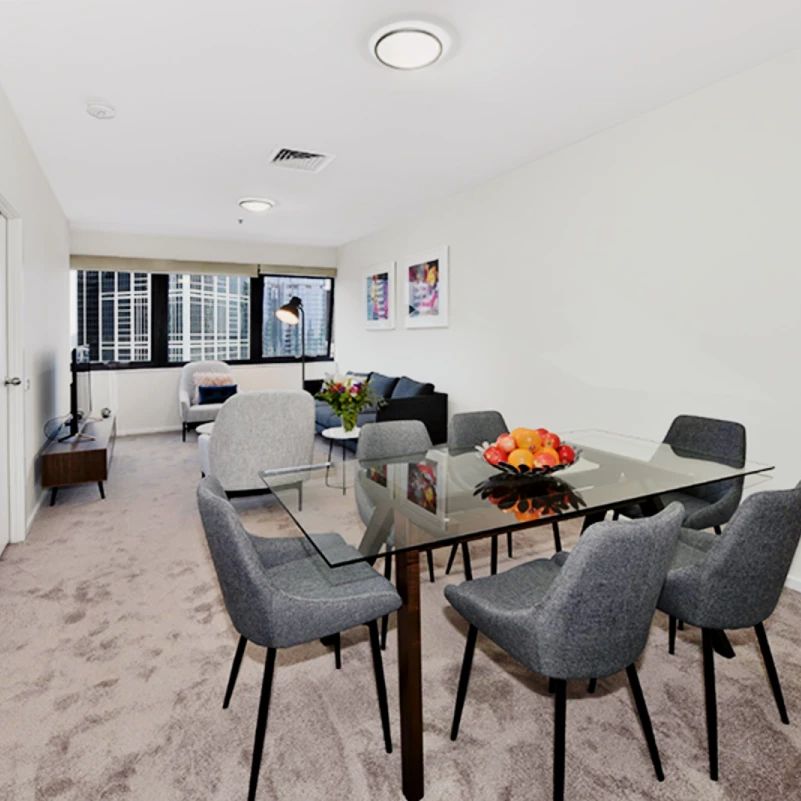 Modern 2-bedroom apartment near Melbourne Central Station - Photo 1