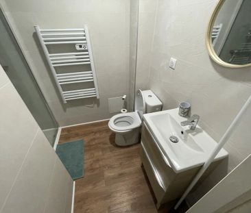 Location Appartement 1 pièces 16 m2 à Saint-Quentin - Photo 3