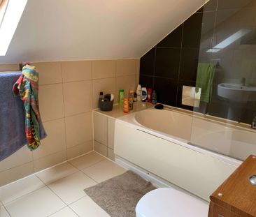 Hitchin Road Room 5 - Photo 4