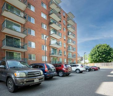 Riverview Towers Apartments - Photo 1