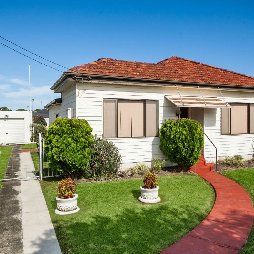 145 Kenny Street, Wollongong. - Photo 1