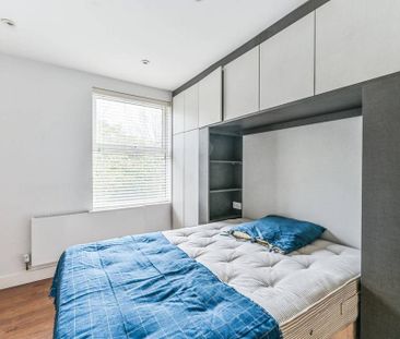 Studio to rent - Photo 6