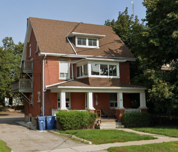 9 College Ave W, Guelph - Photo 1