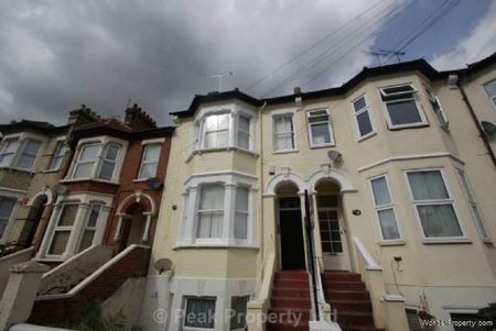 1 bedroom property to rent in Southend On Sea - Photo 2