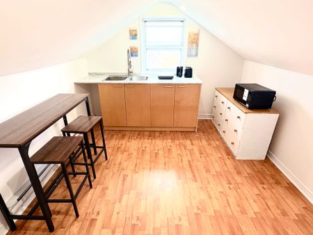 For Lease - 37 Dee Avenue Unit# Upper, Toronto, Ontario - Photo 5