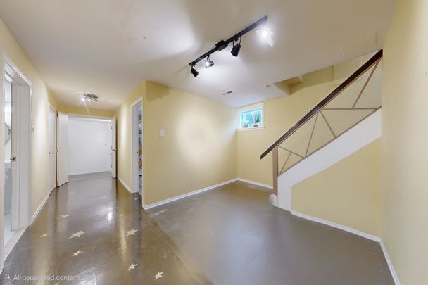 For Lease - 862 Glencairn Avenue, Toronto, Ontario - Photo 1
