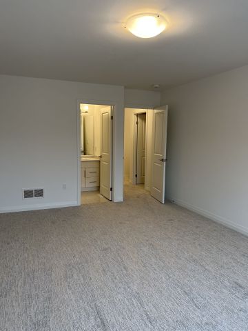 For Lease - 4552 Portage Road Unit# 56, Niagara Falls, Ontario - Photo 5