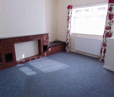 Briton Street, Royton, OL2 - Photo 3