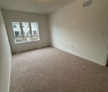 For Lease - 2914 Peter Matthews Drive, Pickering, Ontario - Photo 2