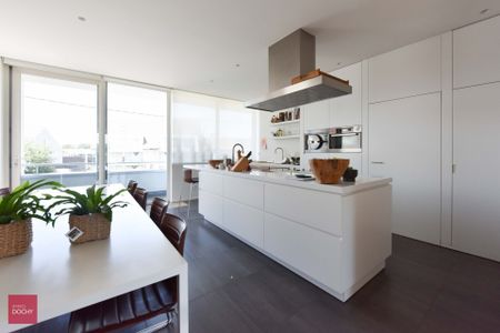 Tijdloos en kwalitatief appartement met ruim zonneterras | Gentseweg - Photo 2