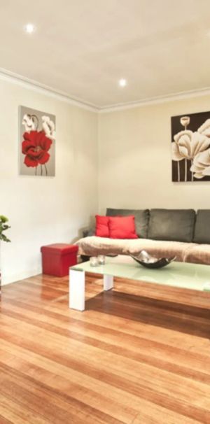 Spacious Family Home! - Photo 1