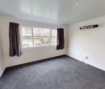 Roslyn - 3 Bedrooms - Photo 1