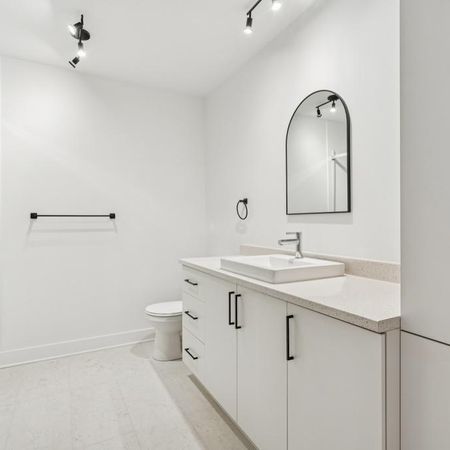 4 ½ SPACIEUX ET FLAMBANT NEUF – VALLEYFIELD - Photo 4