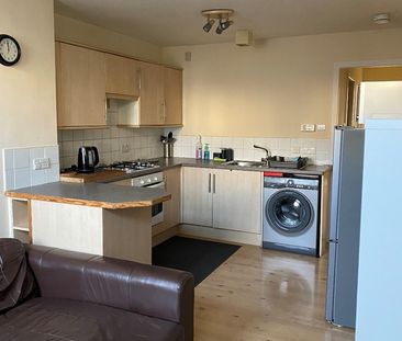 1 Bed Flat, Gilmore Place, EH3 - Photo 3