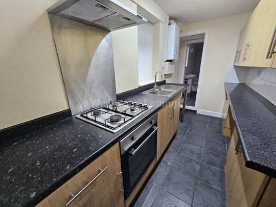 3 bedroom terraced house to rent - Photo 1