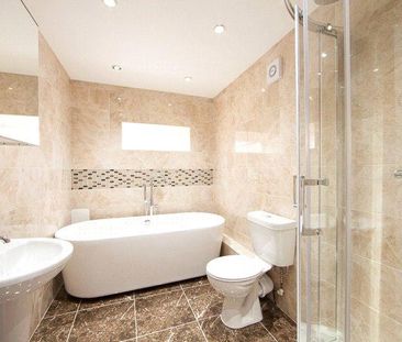 4 bedroom detached house to rent - Photo 5