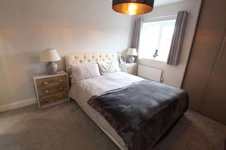 Brookwood, Woking, GU24 - Photo 4