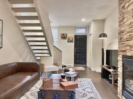 For Lease - 2 Verral Avenue, Toronto, Ontario - Photo 3