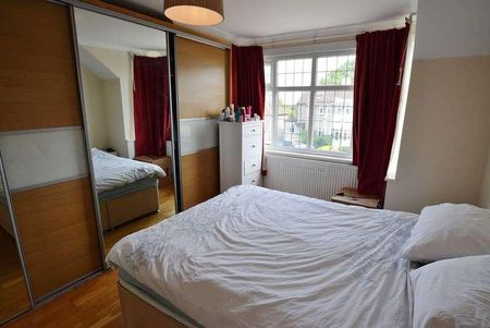 Ashfield Avenue, Wd, Bushey, WD23 - Photo 2